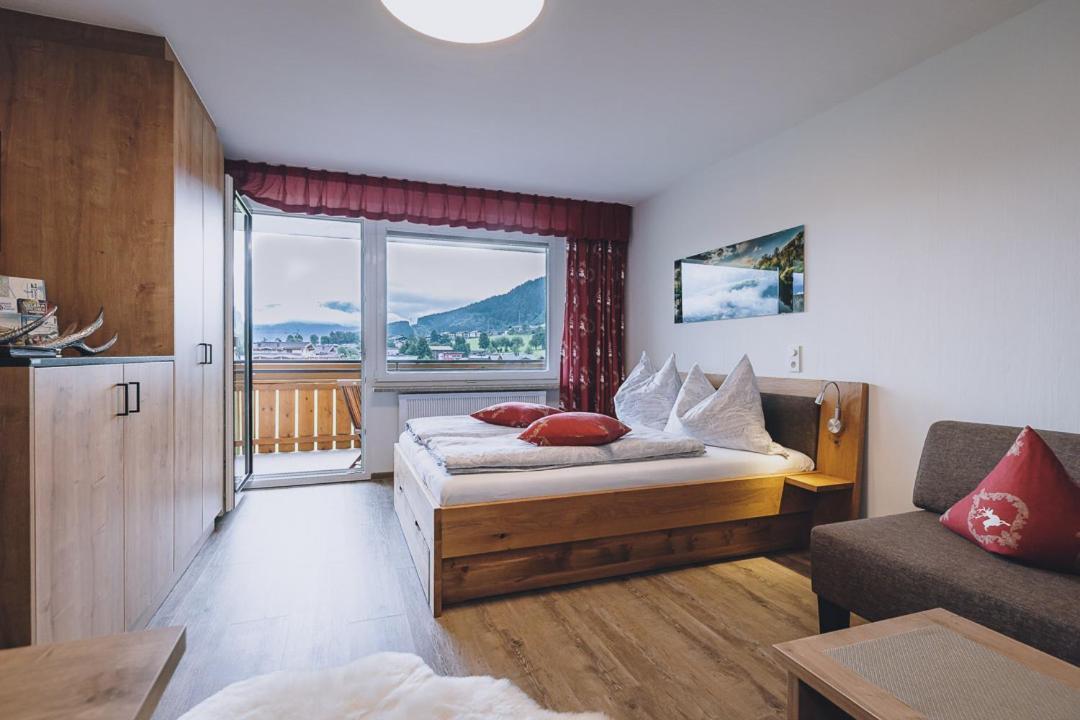 Appartement Farina คาพรูน ภายนอก รูปภาพ